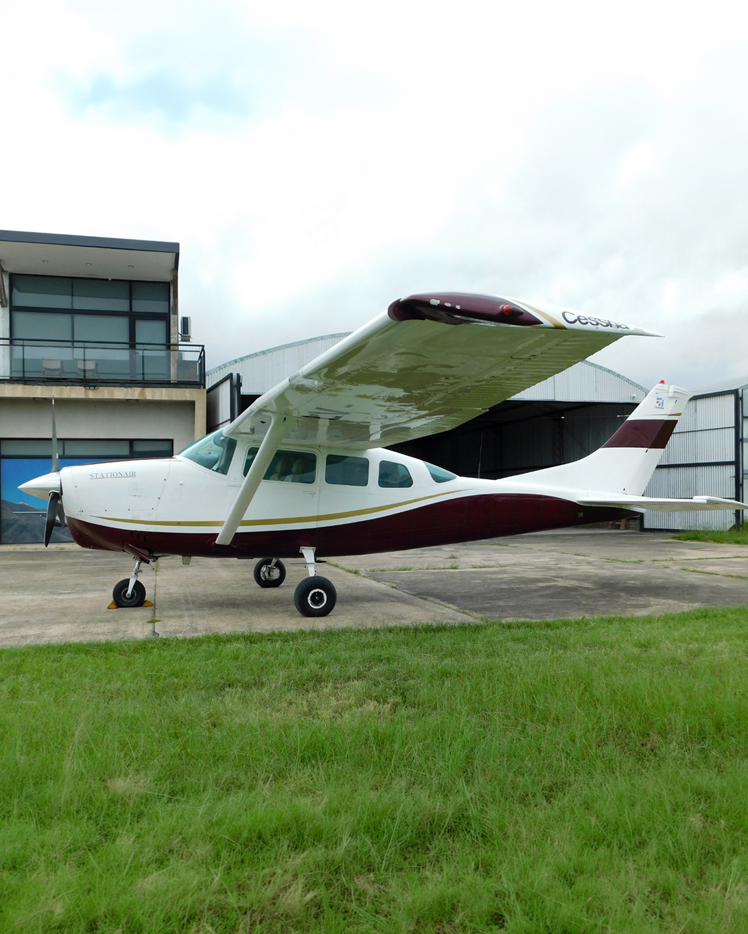 Cessna-206-U206G- (10)