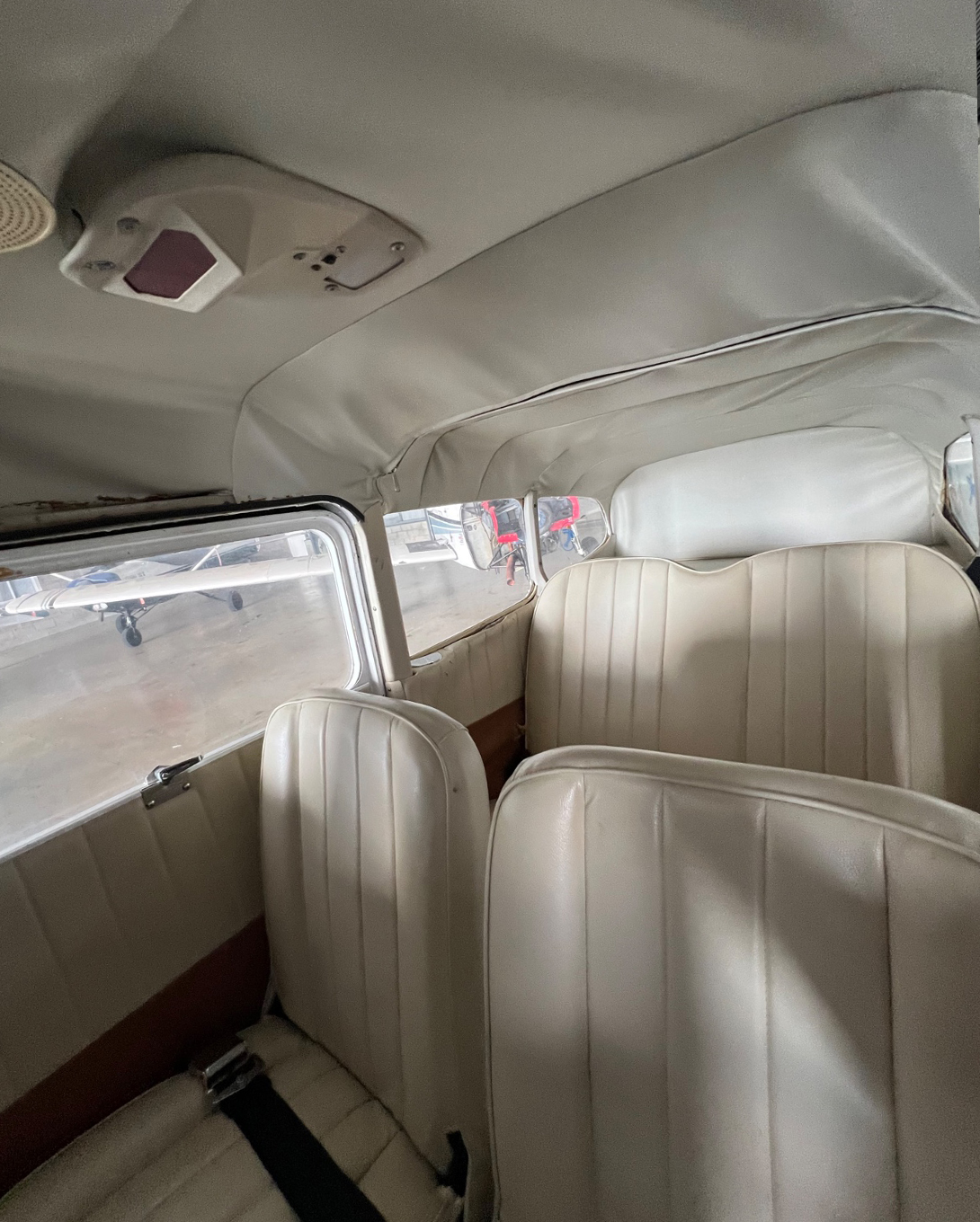 Cessna 182 230 (8)