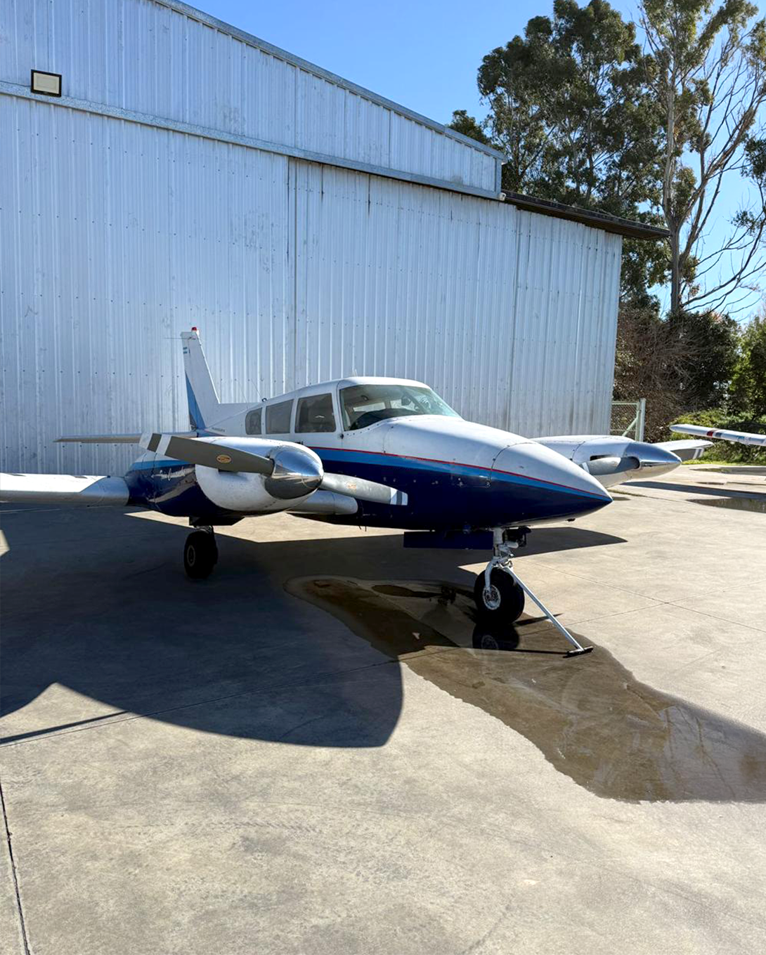 pa39-twin-comanche-frente